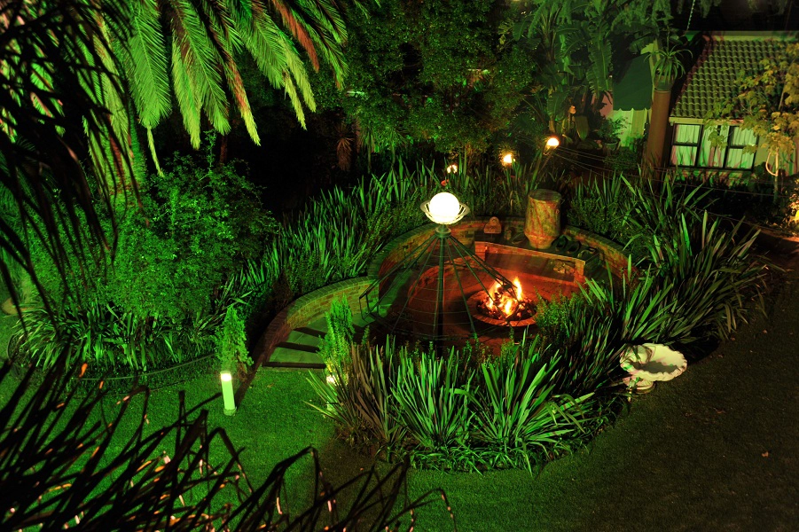 Cozy boma lounge
