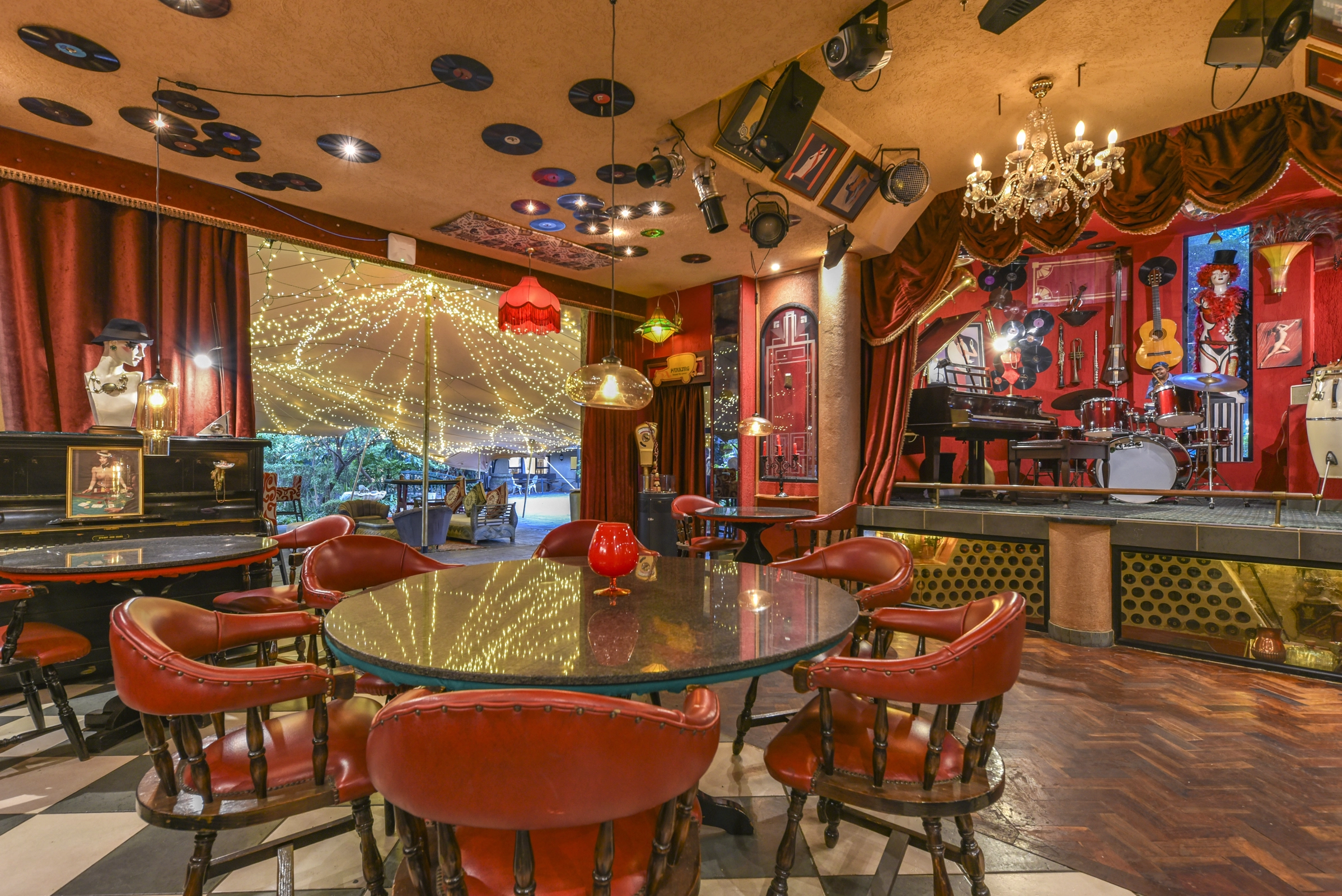 Champagne bar
