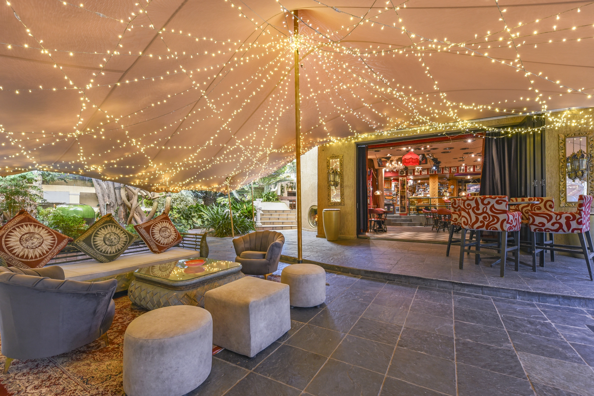 Champagne bar