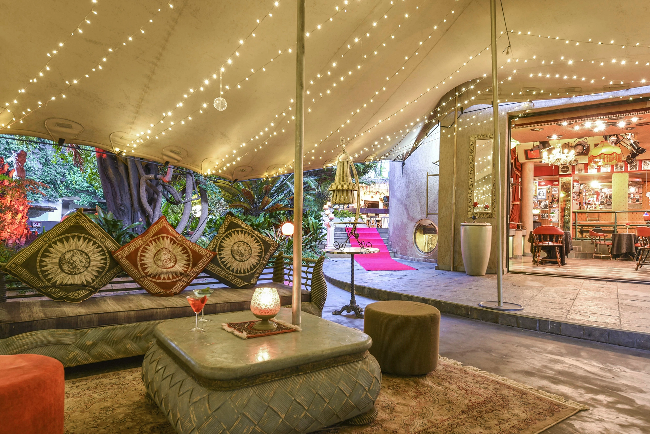 Champagne bar