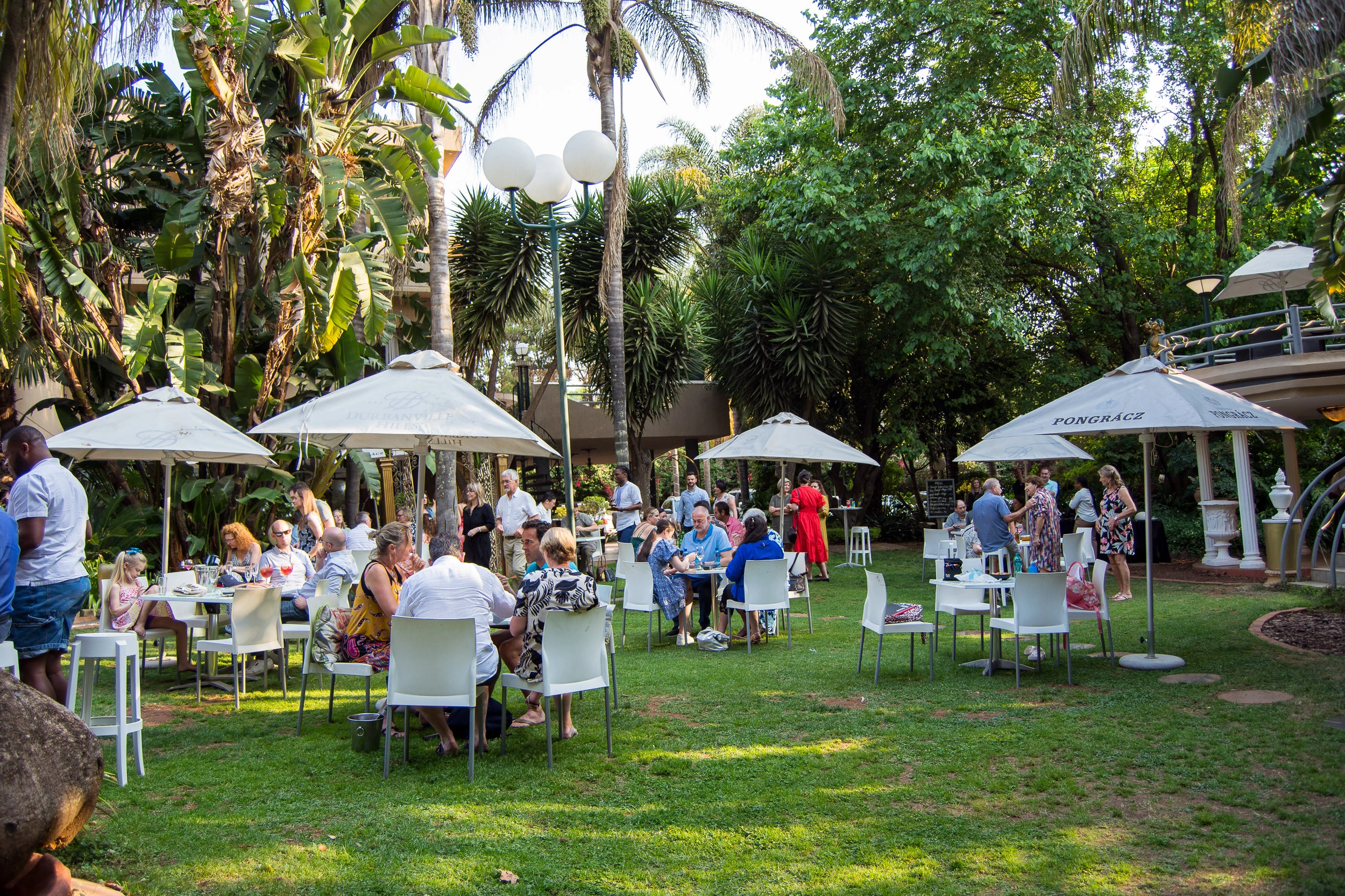 Team building cook-off at Villa Simonne